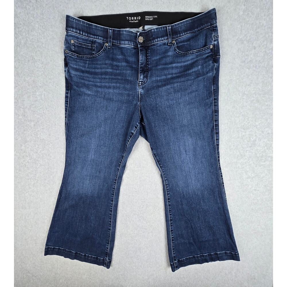 Torrid Womens 24S Bombshell Flare Jeans